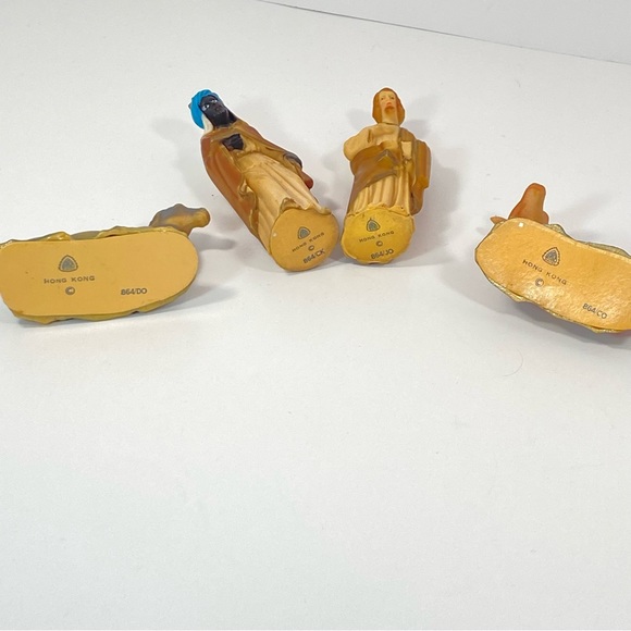 Lot of 4 Vintage Plastic Hong Kong Nativity Figurines OX Donkey 2 Wise Men. - Picture 8 of 9